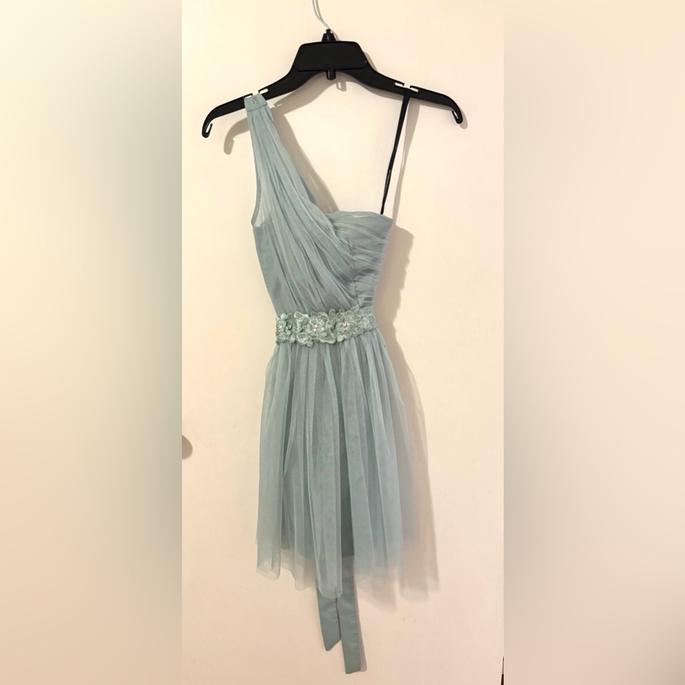 Elegant One-Shoulder mint green dress fairy bride guest
